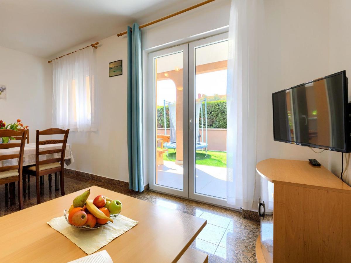 Holiday Home House Eric&Paolo By Interhome Pula Exterior photo